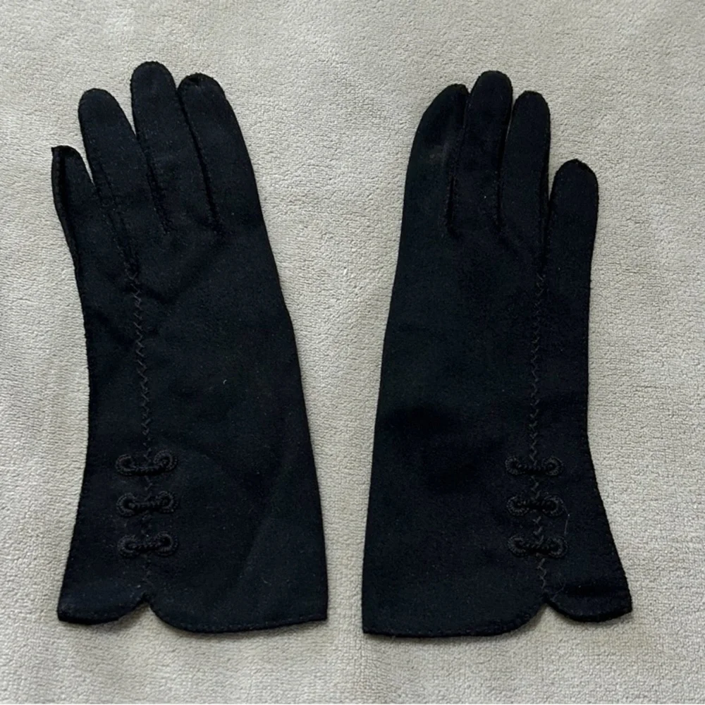 Vintage Ladies Black Cloth‎ Gloves